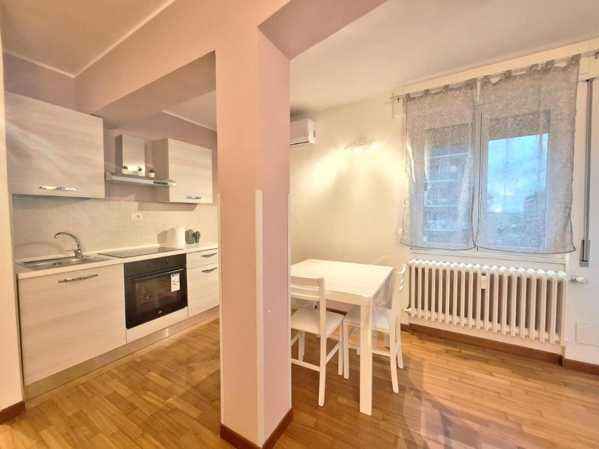 Tiburtina Apartment