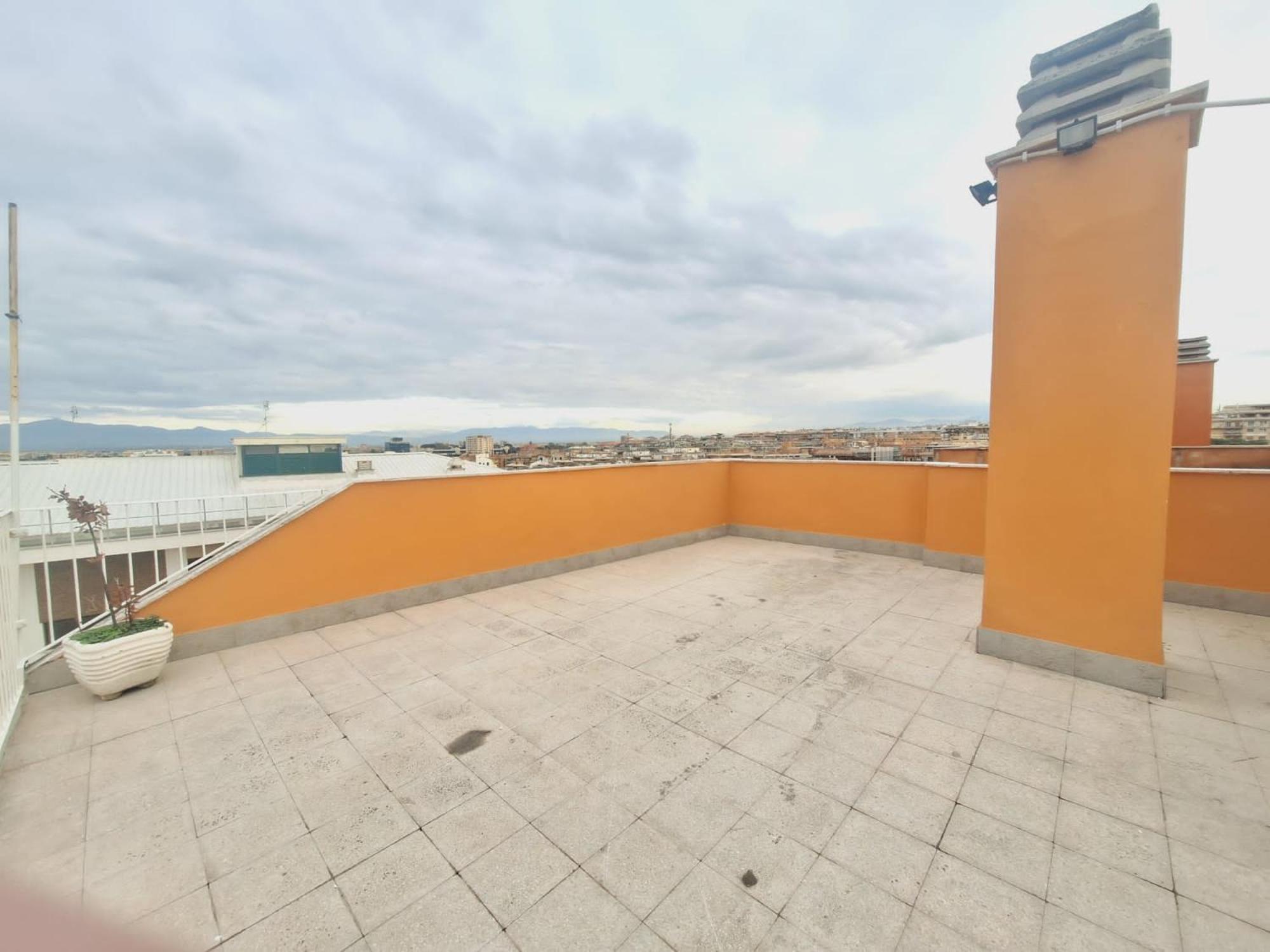 Apartment Tiburtina *